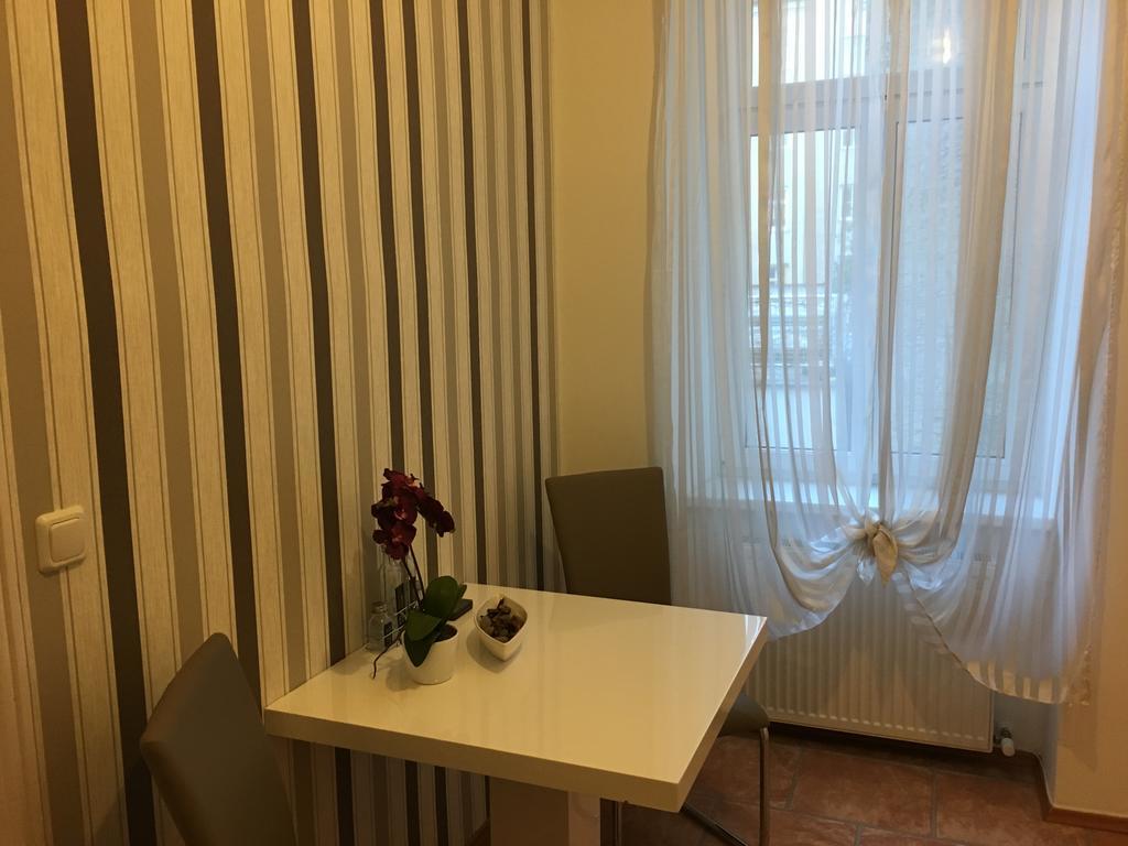 Holiday Vienna Apartments Экстерьер фото