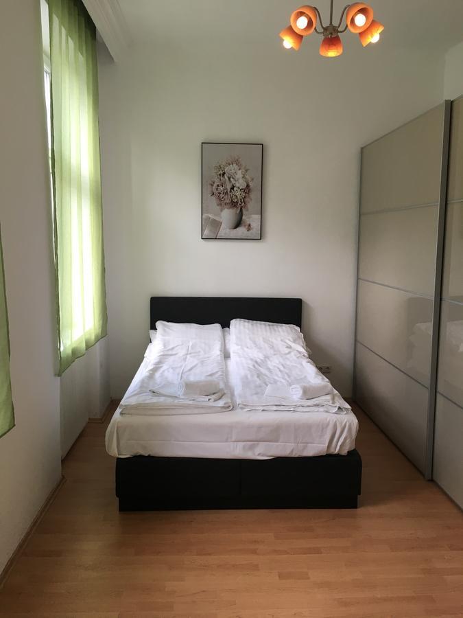 Holiday Vienna Apartments Экстерьер фото