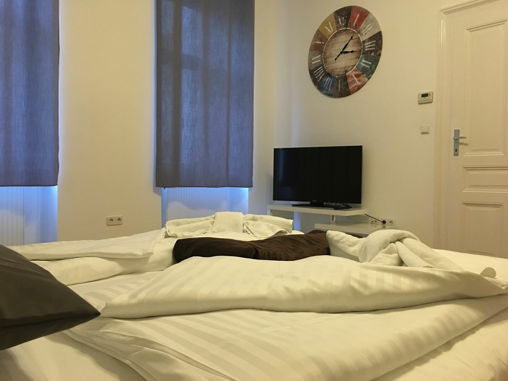 Holiday Vienna Apartments Экстерьер фото